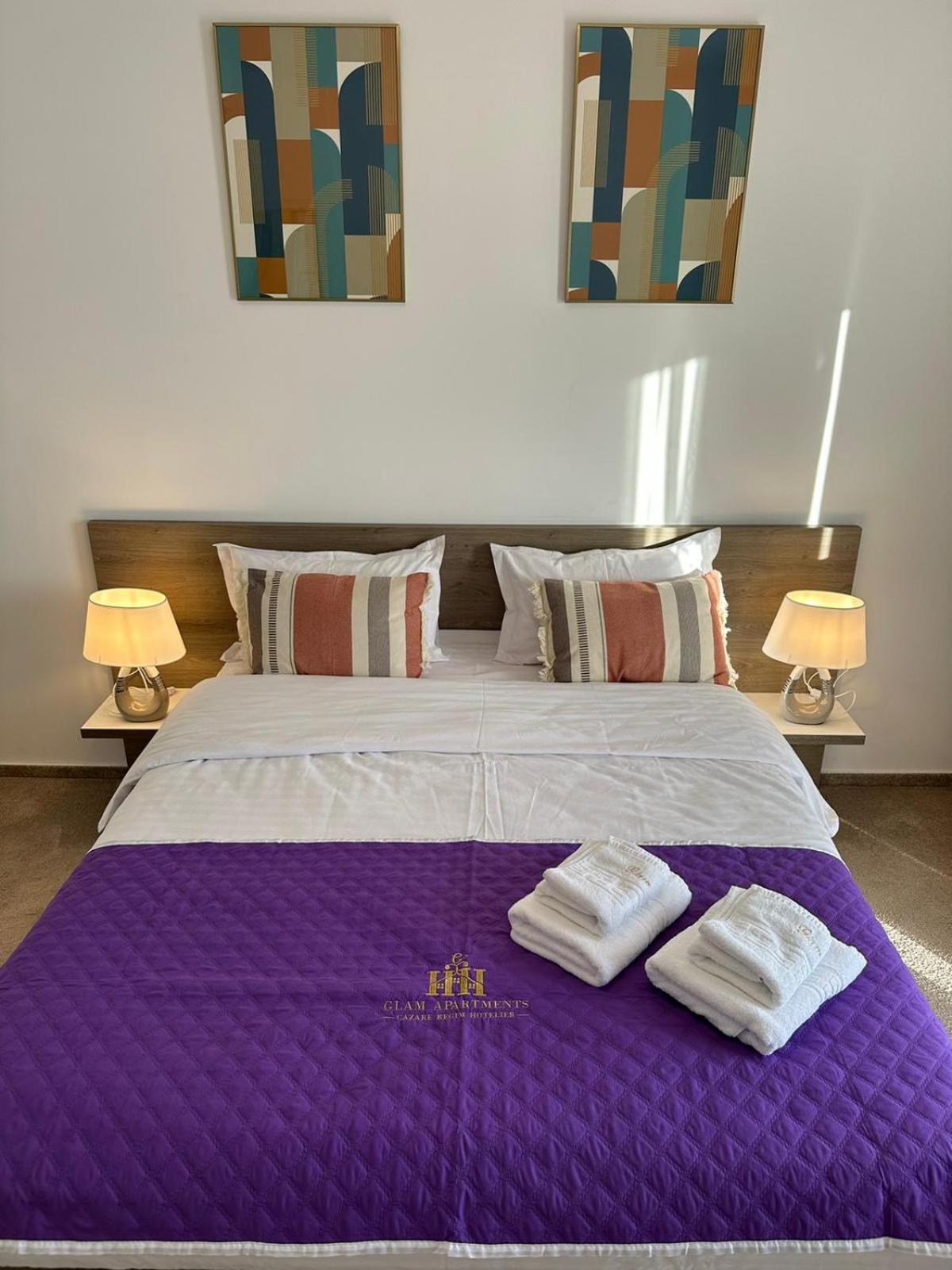 Luxury Glam Apartments & Studios Near Coresi Mall Braşov Buitenkant foto