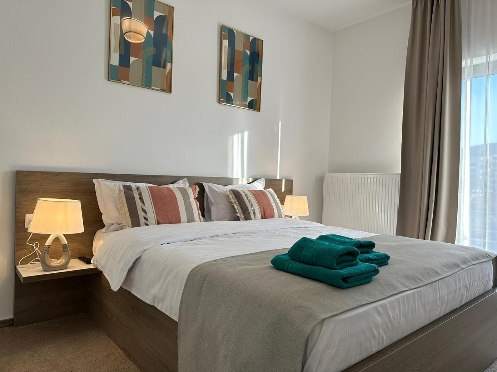 Luxury Glam Apartments & Studios Near Coresi Mall Braşov Buitenkant foto
